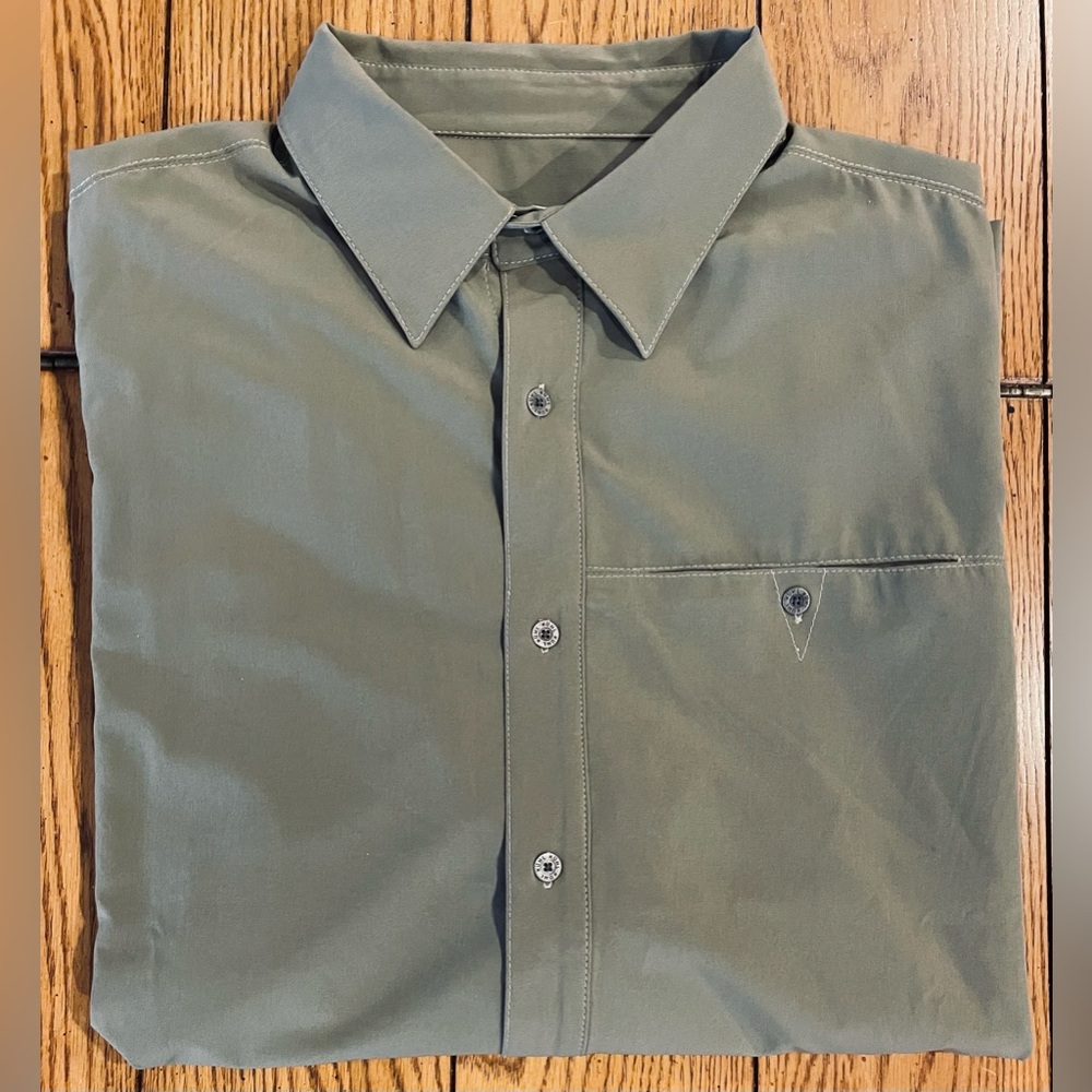 KUHL Renegade men’s long sleeve button down shirt, lunar green color, large